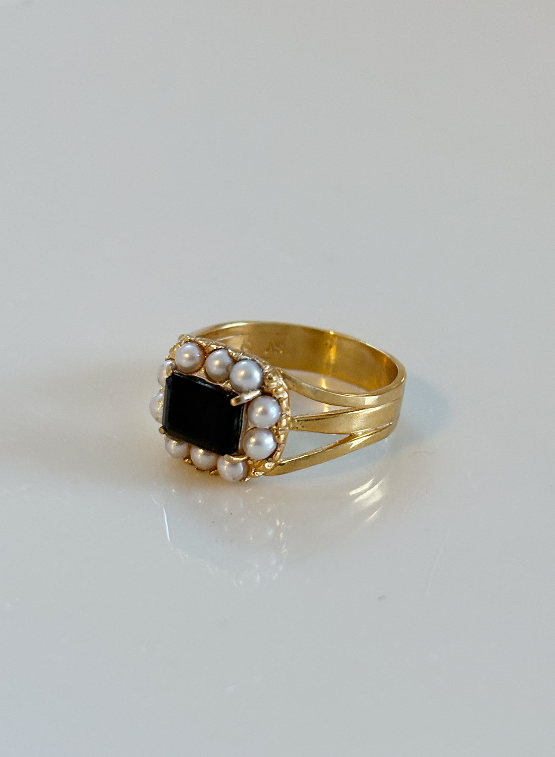 【gold】cosmos ring / onyx