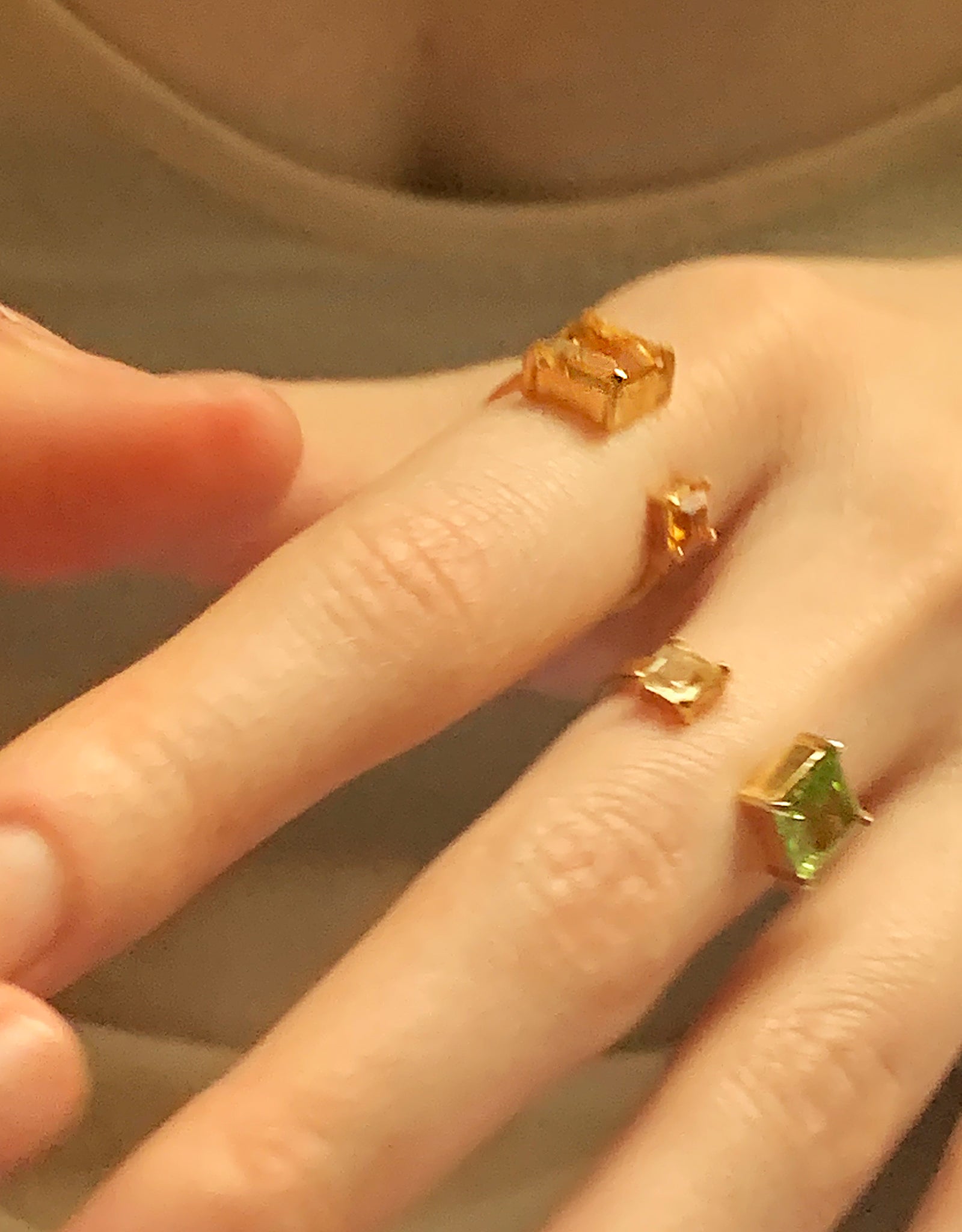 【colored stone】surveiller ring