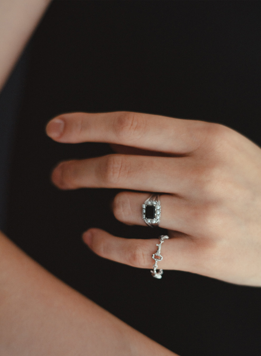 【silver】cosmos ring / onyx