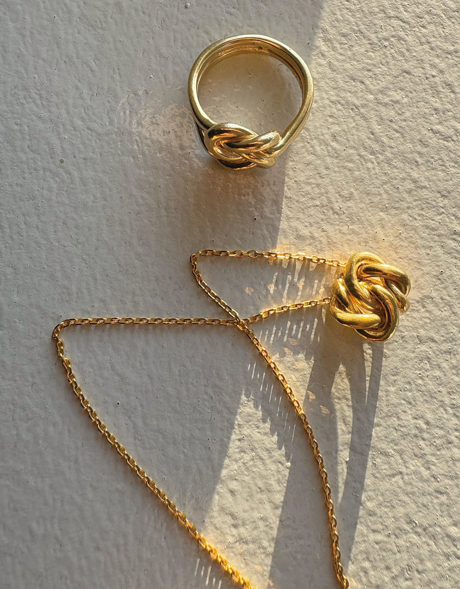 【gold】knot necklace