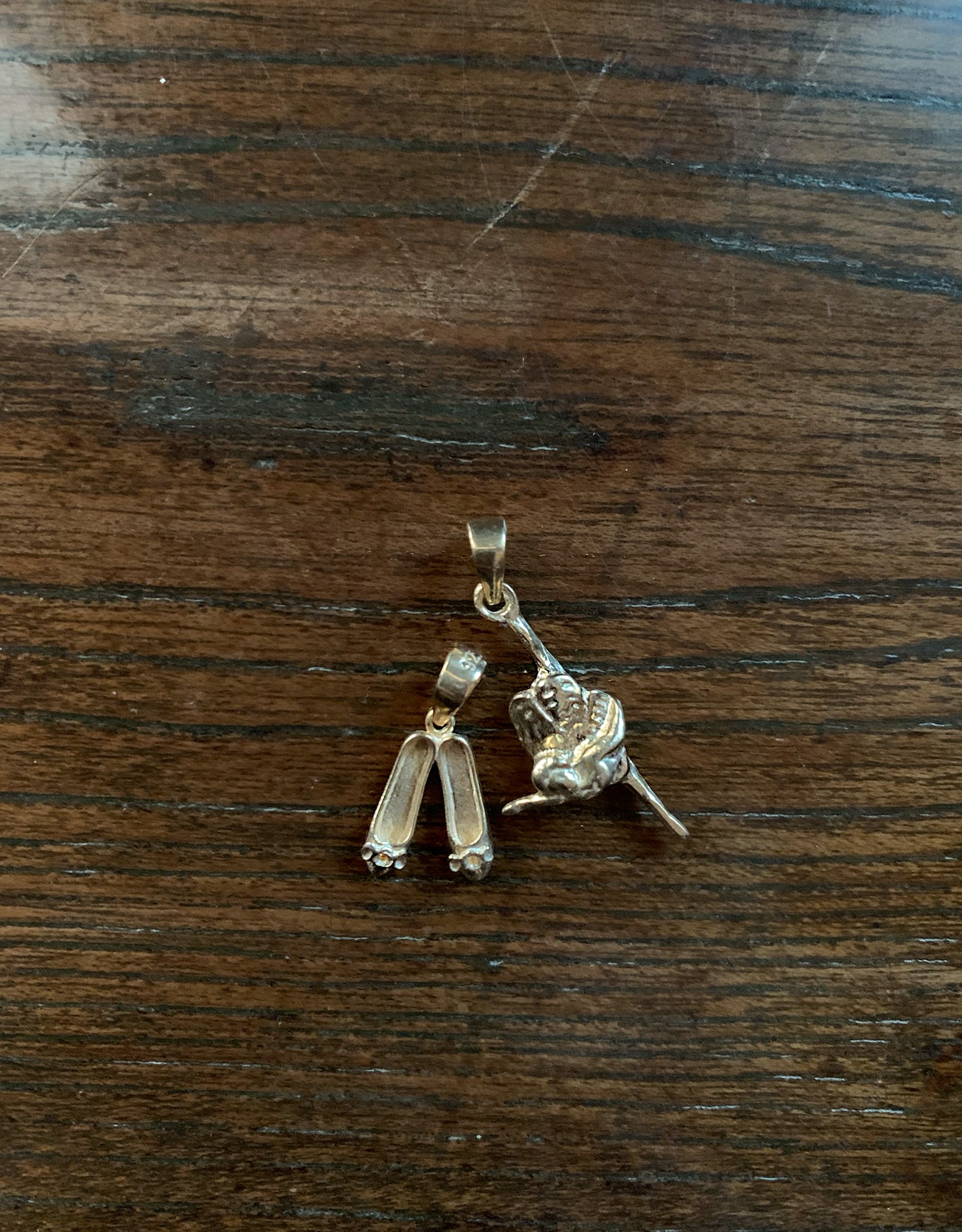 toe shoes charm