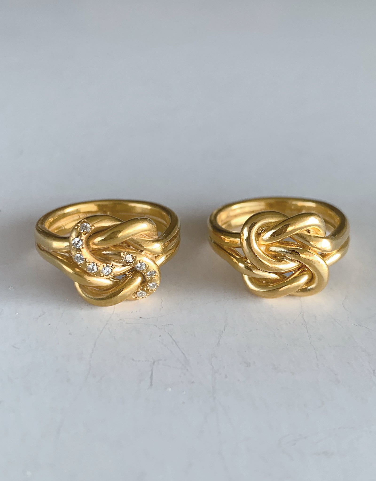 【gold】knot ring / zirconia