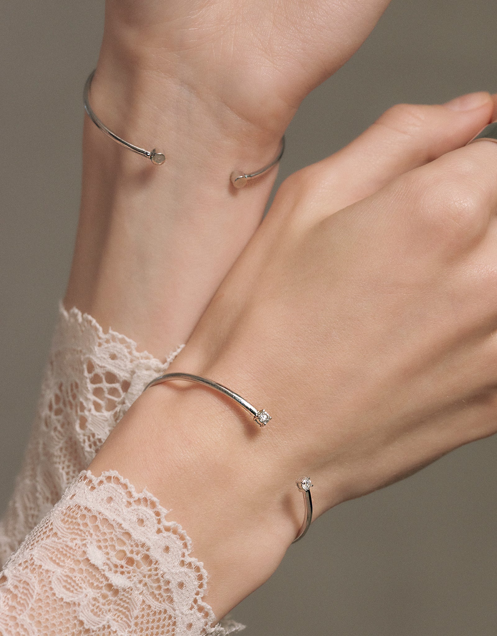 【silver】studs bangle(diamond)