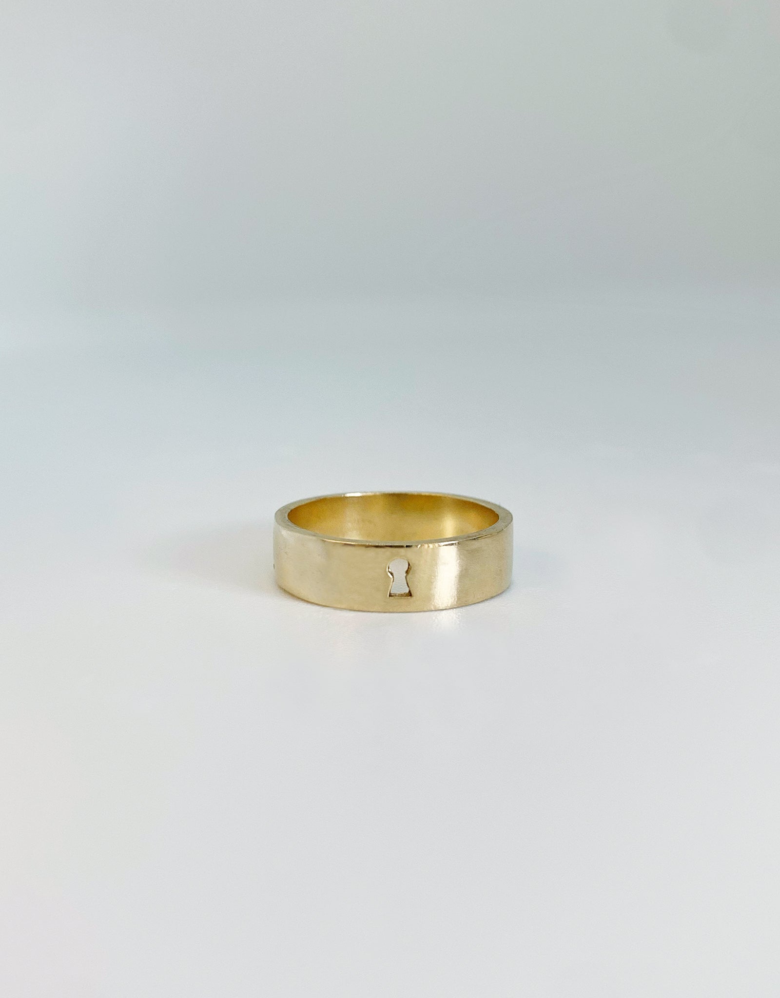 【gold】key hole band ring 6