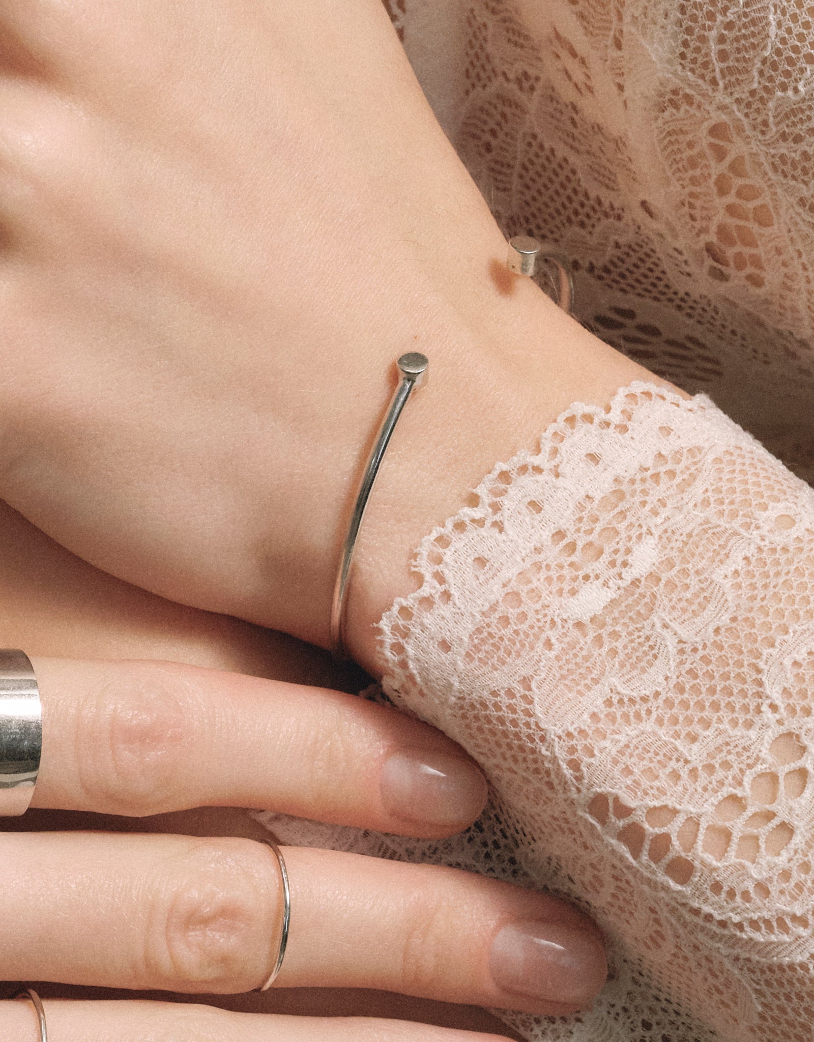 【silver】studs bangle