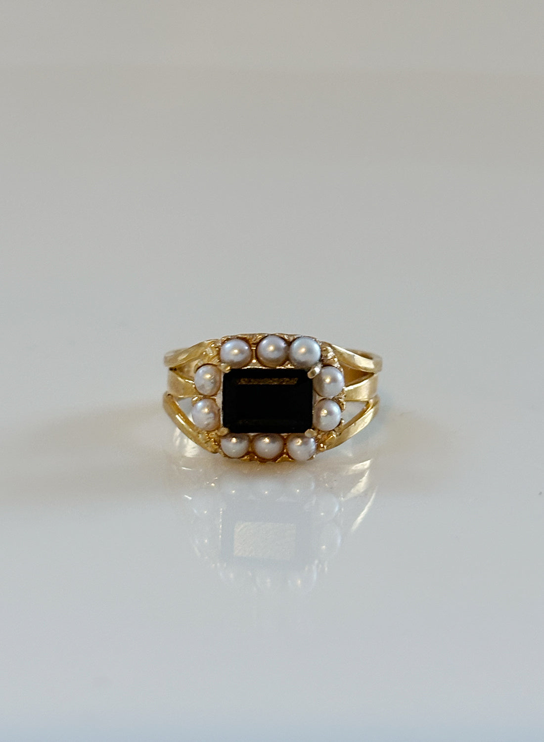 gold】cosmos ring / onyx｜PARCA -ロマンティックなvintageムード漂う