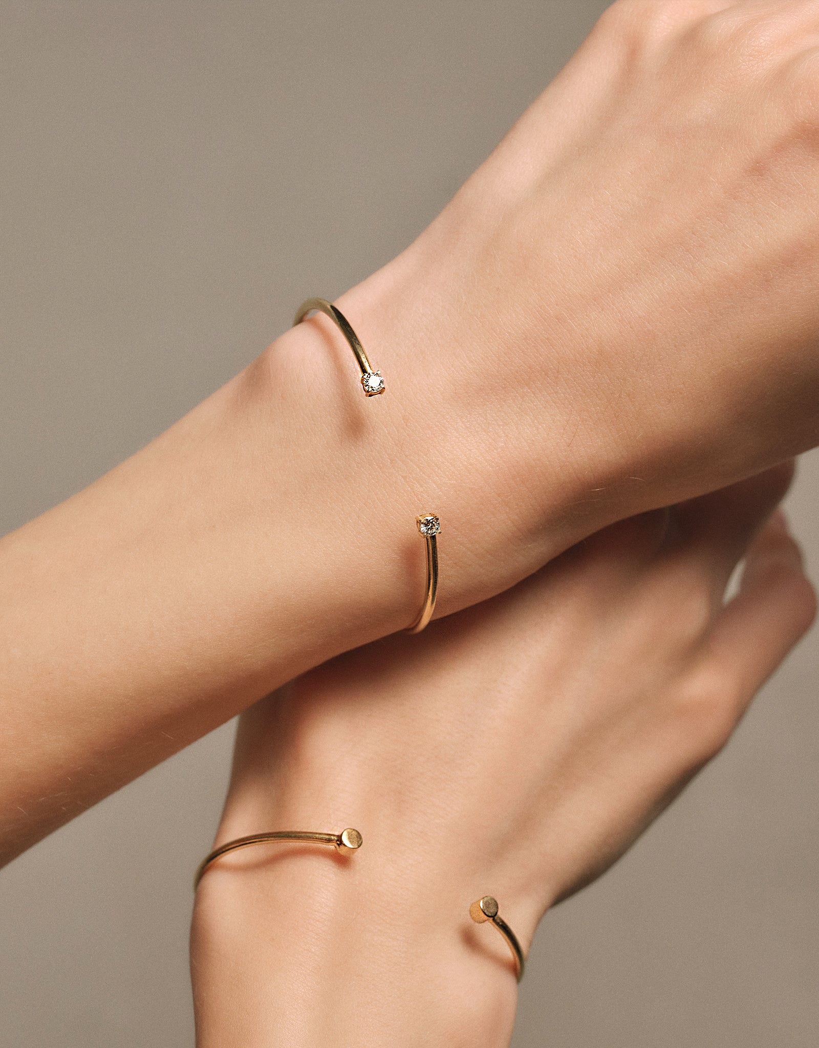 【gold】studs bangle(diamond)