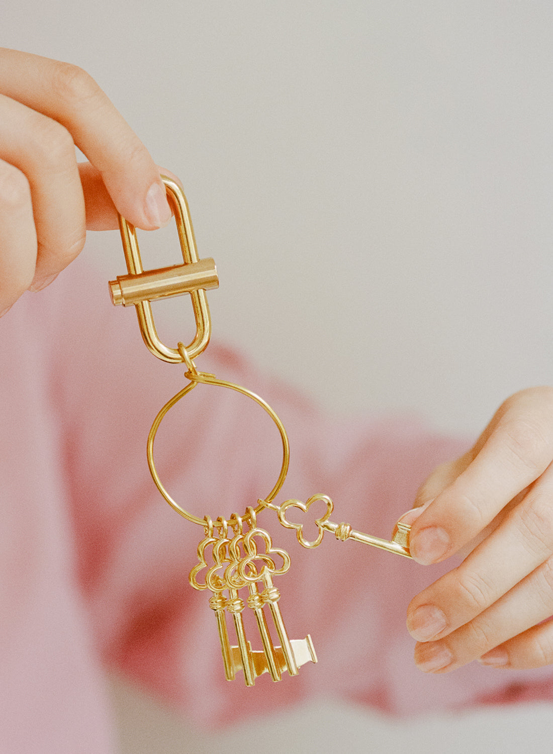 Traces key ring（bag charm）