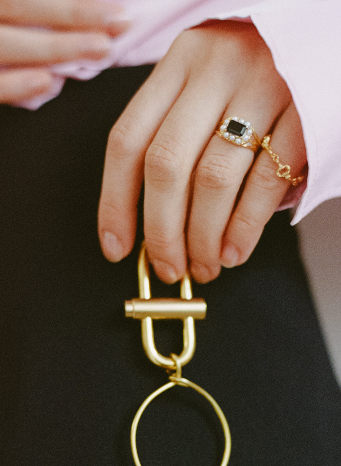【gold】cosmos ring / onyx
