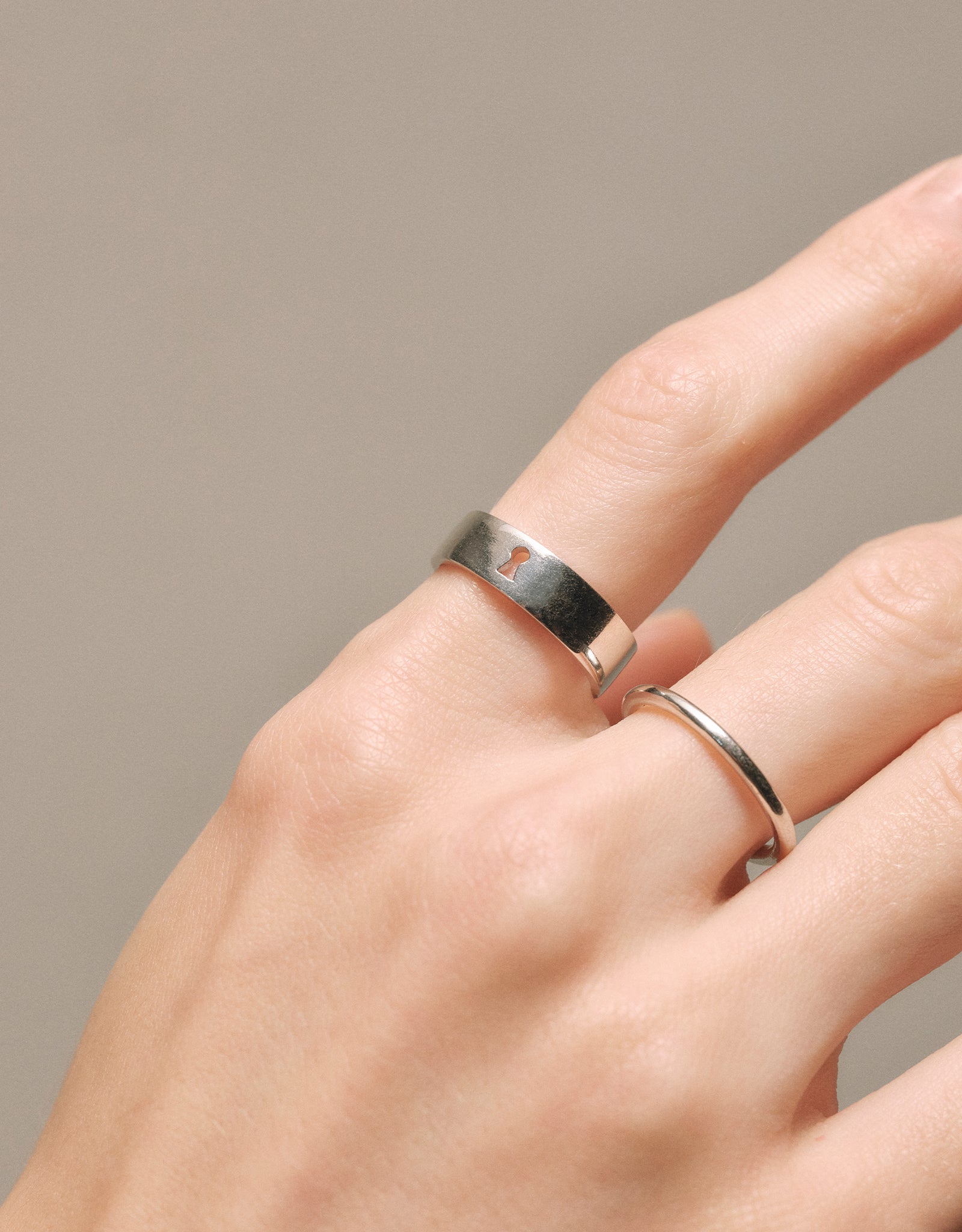 【silver】key hole band ring 6