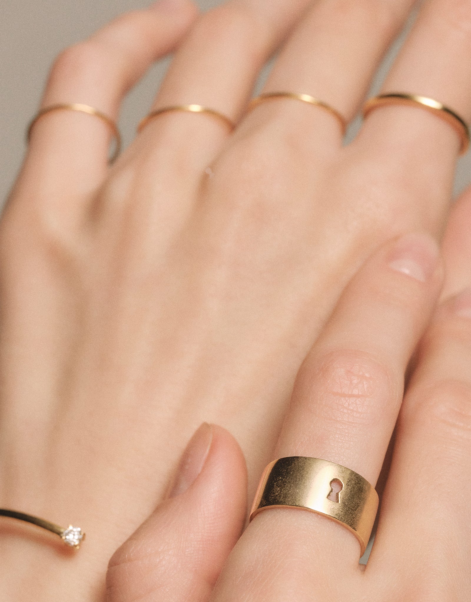 【gold】key hole band ring 9